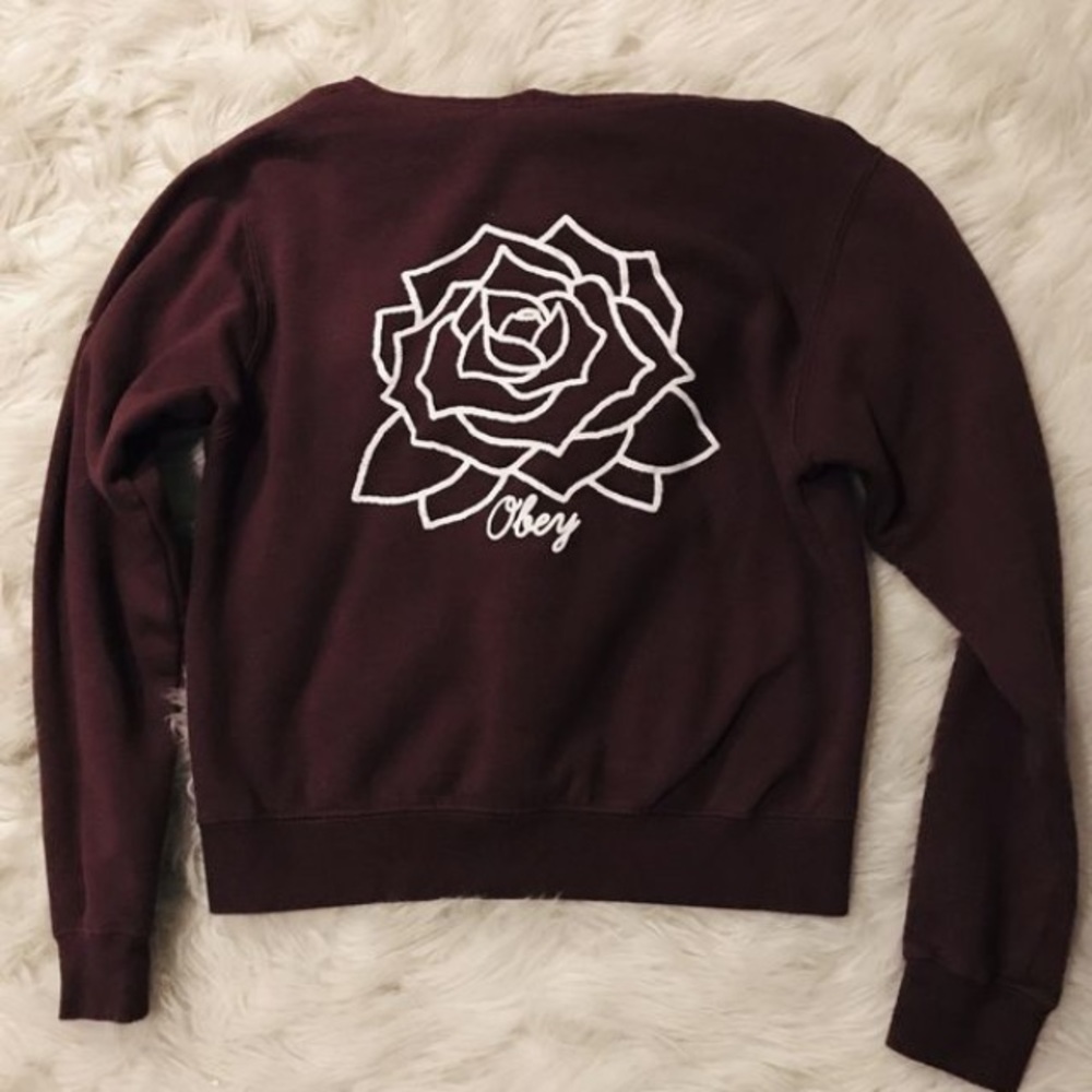 Obey rose ‘Mira Mosa’ burgundy pullover hoodie🌹🥀
